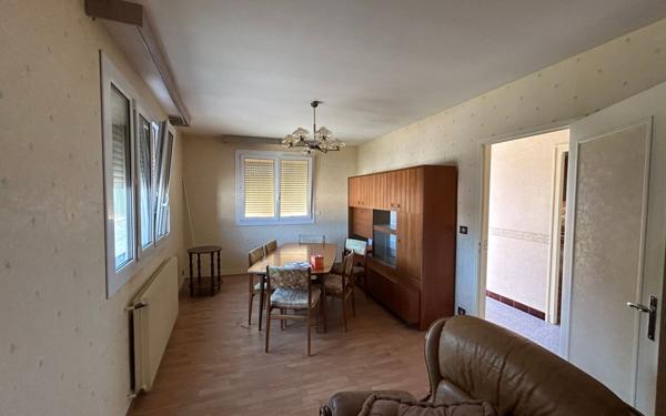 Maison à vendre    4 pièces •  Magnac-Bourg