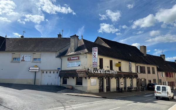 Maison à vendre    4 pièces •  Magnac-Bourg
