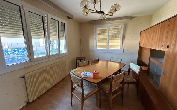 Maison à vendre    4 pièces •  Magnac-Bourg