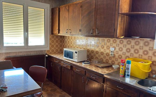 Maison à vendre    4 pièces •  Magnac-Bourg