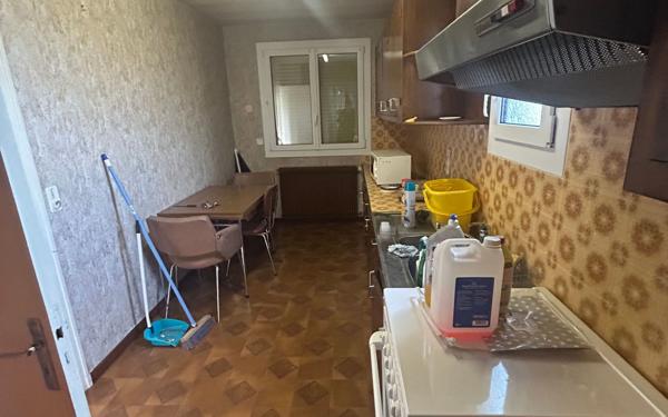 Maison à vendre    4 pièces •  Magnac-Bourg