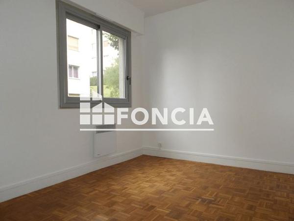 Location Appartement 4 pièces 72.85 m² - 8 ALLEE DE LA CASCADE Rueil Malmaison 92500