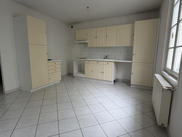 Appartement  4 pièce(s)  90 m²