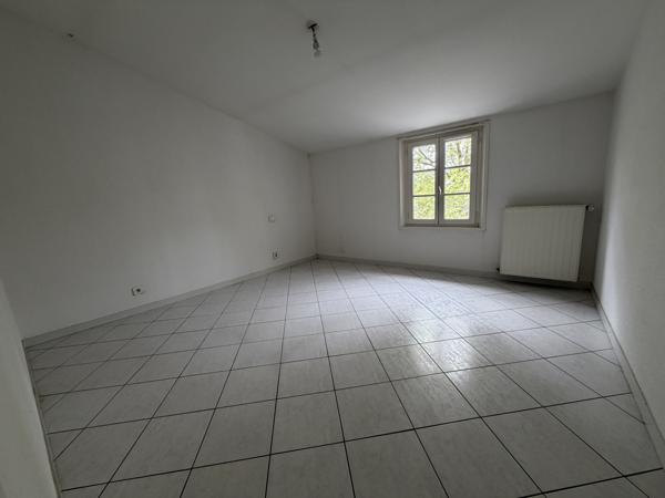 Appartement  4 pièce(s)  90 m²