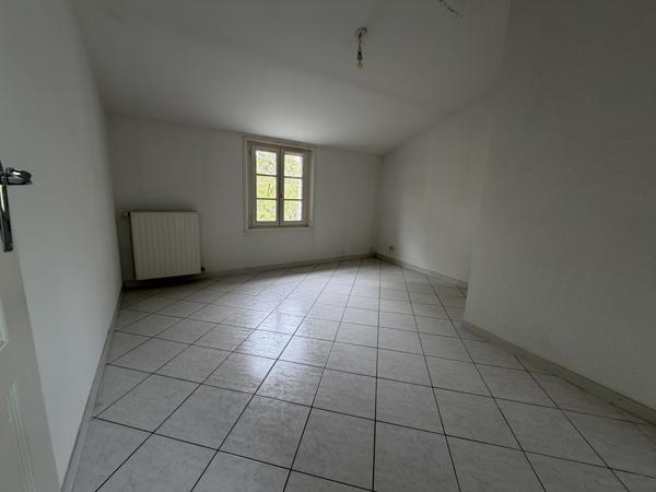Appartement  4 pièce(s)  90 m²