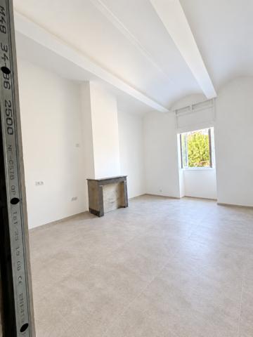 Immeuble
         11 pièces
        - 375 m² 265 000 € *