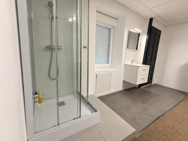 Immeuble
         11 pièces
        - 375 m² 265 000 € *