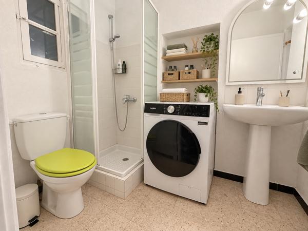 Immeuble
         11 pièces
        - 375 m² 265 000 € *