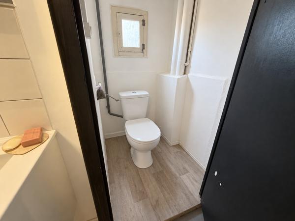 Immeuble
         11 pièces
        - 375 m² 265 000 € *
