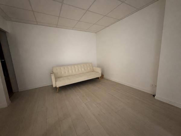 Immeuble
         11 pièces
        - 375 m² 265 000 € *