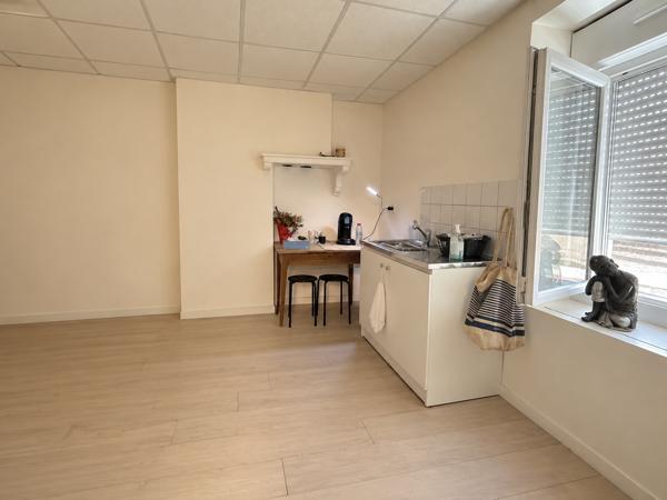 Immeuble
         11 pièces
        - 375 m² 265 000 € *