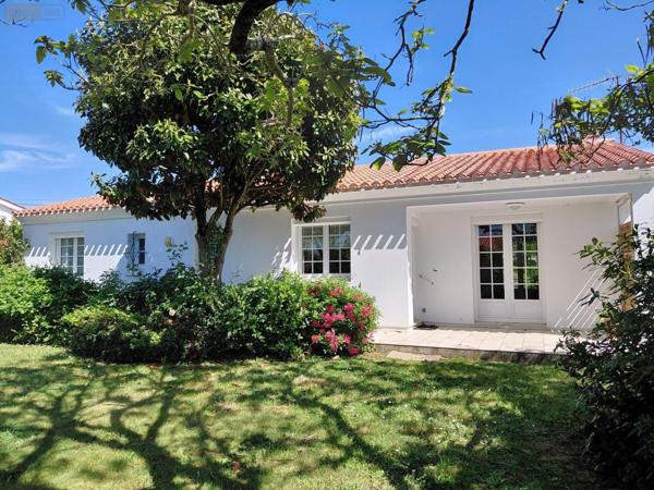 Maison individuelle à vendre à Challans en Vendée (85300), ref : VM5828-85092