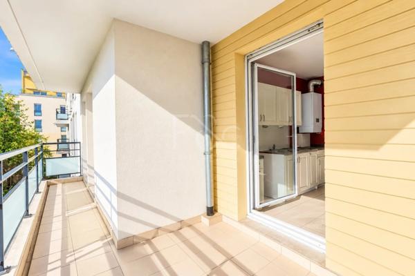 APPARTEMENT T3 A VENDRE - BRON - 71 m 2 - 295 000 €
