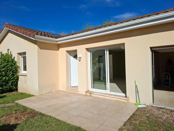 Le confort du  plain pied pour cette adorable  maison récente !
