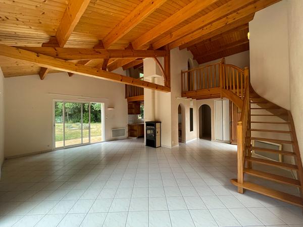 SAINT AVAUGOURD DES LANDES, Maison 3 pièce(s) 97 m2