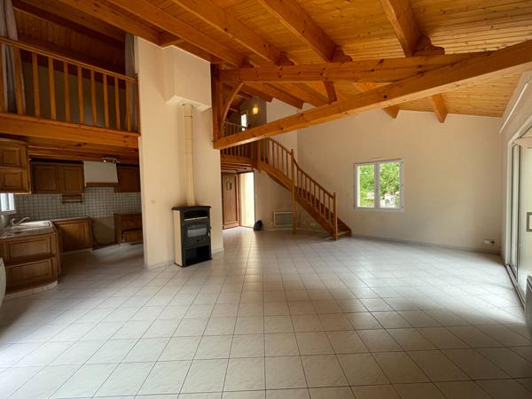 SAINT AVAUGOURD DES LANDES, Maison 3 pièce(s) 97 m2