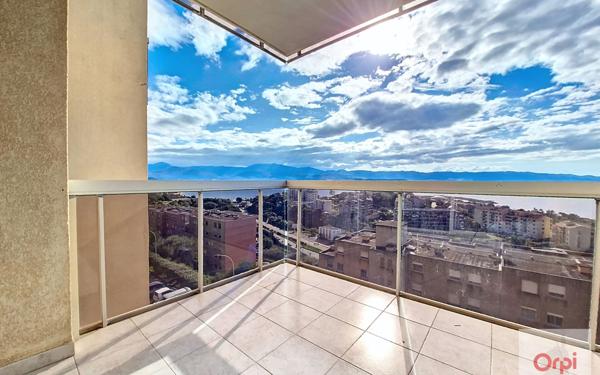 Appartement à louer    4 pièces • 103,76 m2 Ajaccio