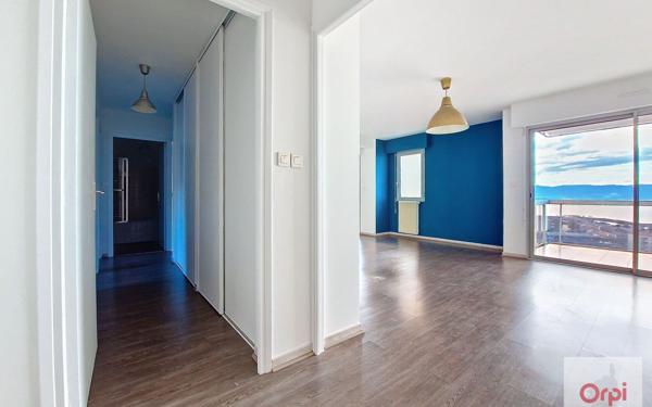 Appartement à louer    4 pièces • 103,76 m2 Ajaccio