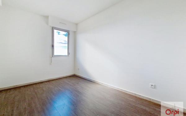 Appartement à louer    4 pièces • 103,76 m2 Ajaccio