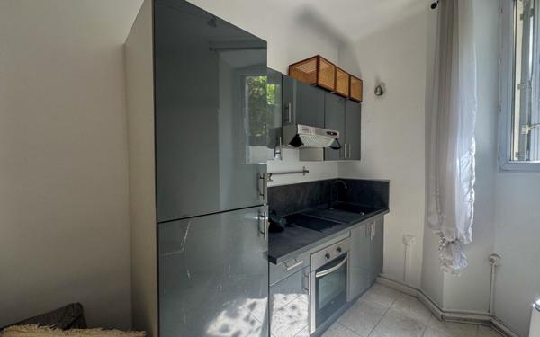 Appartement à vendre    2 pièces • 25,60 m2 Cannes