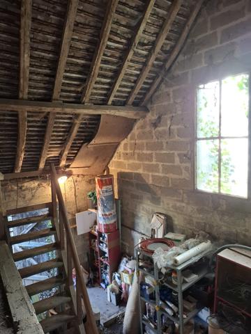 À vendre - Maison mitoyenne 1 côté, 3 pièces située à Montbizot (72380)