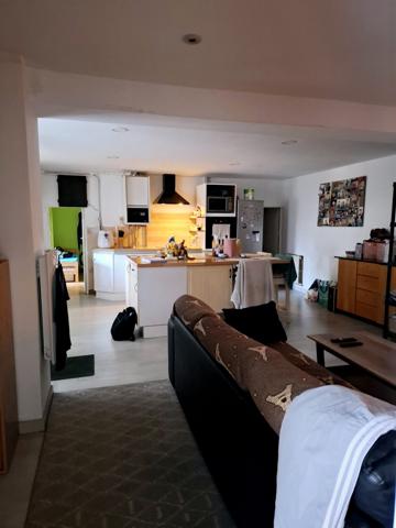 À vendre - Maison mitoyenne 1 côté, 3 pièces située à Montbizot (72380)