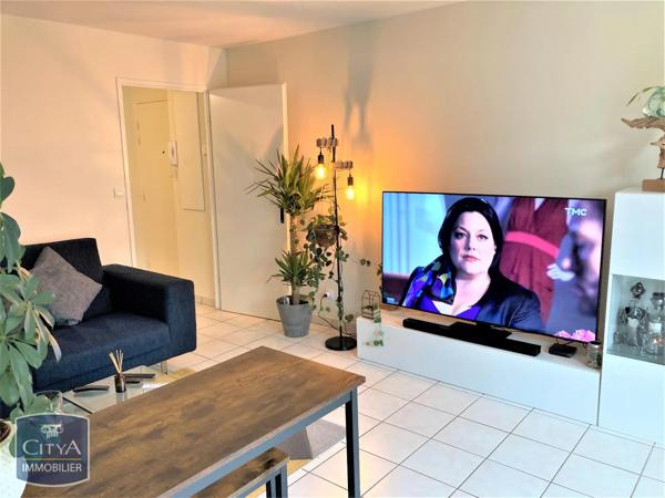 Appartement à louer 3 pièces 59.96m² Divion (62460)