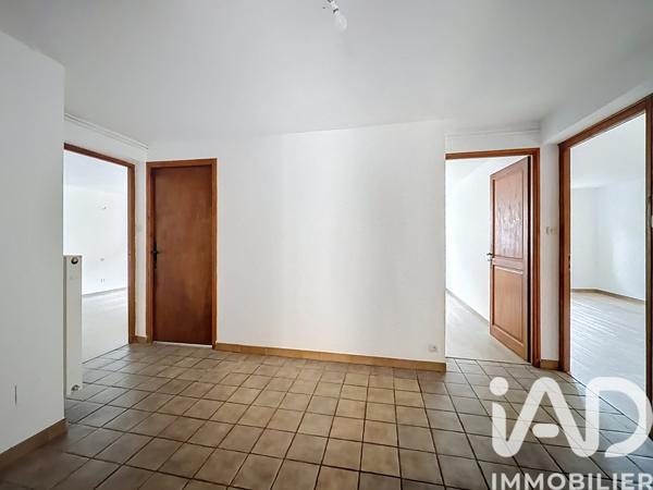 Location appartement 4 pièces 117 m² Desseling
