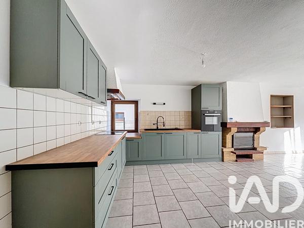 Location appartement 4 pièces 117 m² Desseling