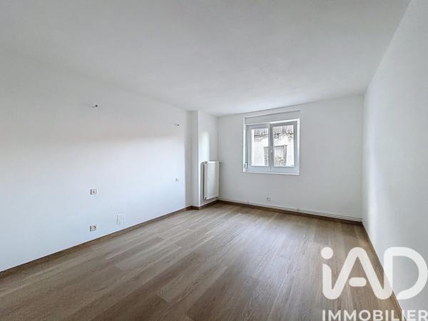 Location appartement 4 pièces 117 m² Desseling