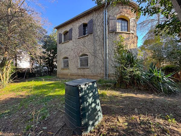 Maison 17 pièces 336 m2