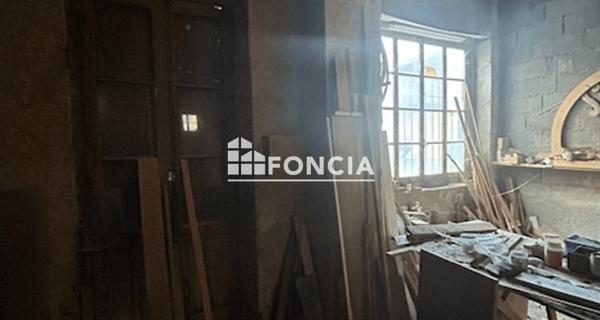 À vendre Local commercial 250 m² - Menton 06500