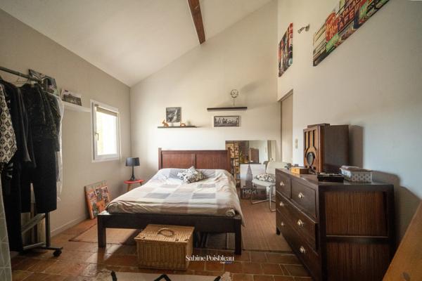 Maison de ville de caractère à vendre 5 pièces SAUMUR (49) - Pierre de tuffeaux- 160m²- 3 chambres - Centre ville au calme