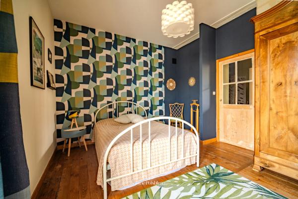 Maison de ville de caractère à vendre 5 pièces SAUMUR (49) - Pierre de tuffeaux- 160m²- 3 chambres - Centre ville au calme