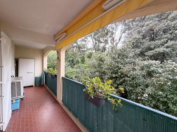 LA GARDE - Appartement T3 - 71.41 m2 - Terrasse - Garage