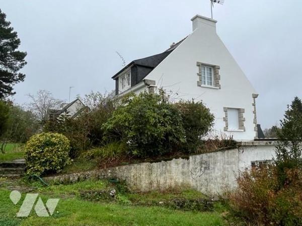 Maison spacieuse sur sous sol 