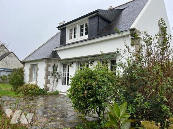 Maison spacieuse sur sous sol 