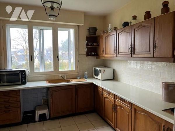 Maison spacieuse sur sous sol 