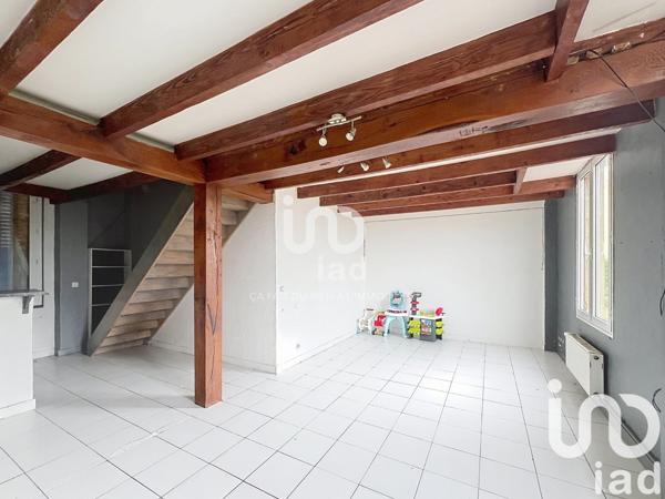 Appartement 4 pièces de 85 m² à Combs-la-Ville (77380)