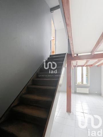 Appartement 4 pièces de 85 m² à Combs-la-Ville (77380)