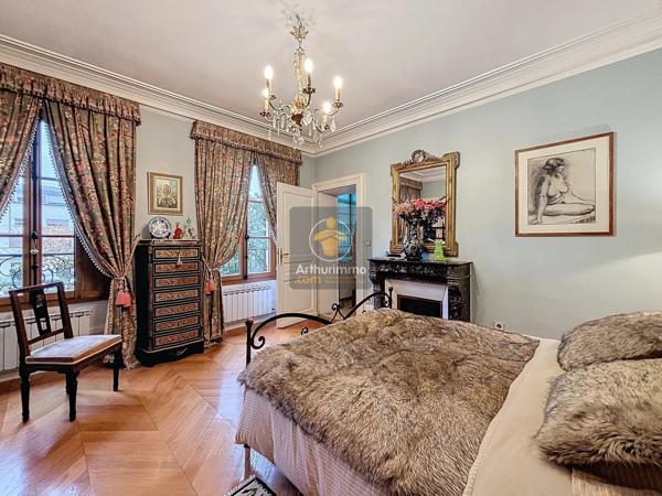 Vente Maison 8 pièces 201 m2 à Yerres