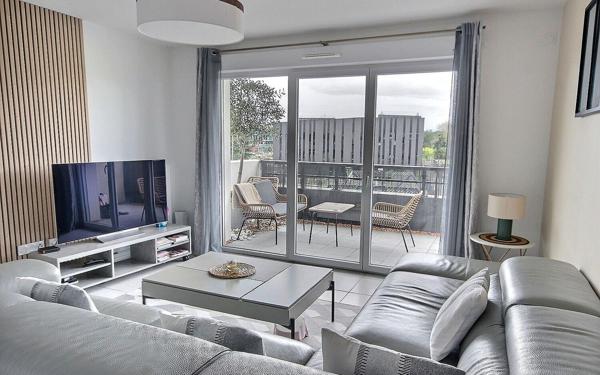 Appartement à vendre    3 pièces • 62 m2 Pau