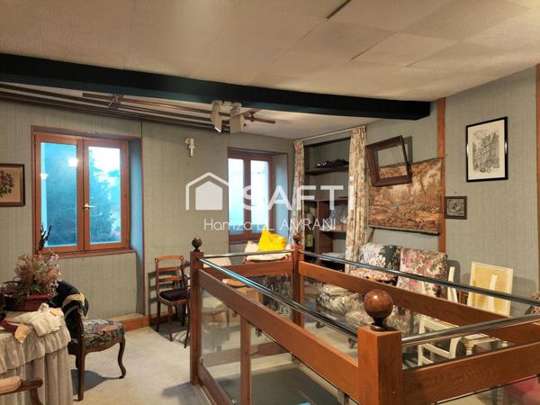 Immeuble ville mitoyenne avec local commercial