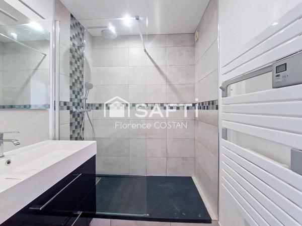 Appartement T3 de 57 m² avec terrasse et garage fermé – Dernier étage