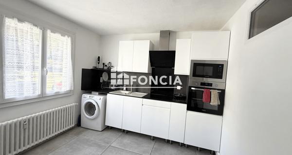 À vendre Appartement 2 pièces 49 m² - Vizille 38220