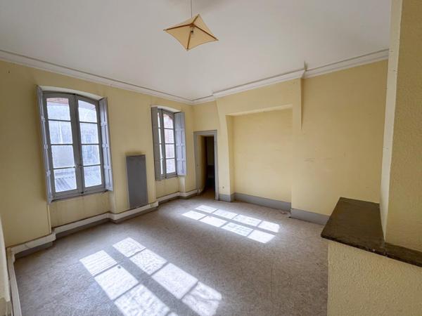 Plateau de 100m2 à rénover