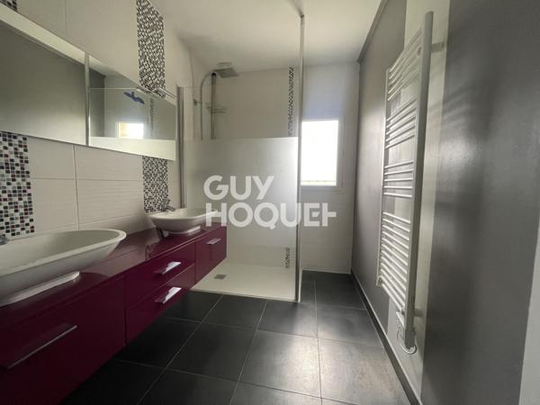 MAISON À VENDRE DE 8 PIÈCES DE 167,00 M²