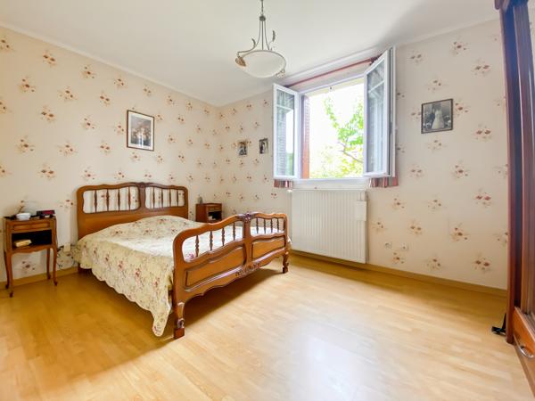 Maison 6 pièces - 130 m² Exclusivité efficity