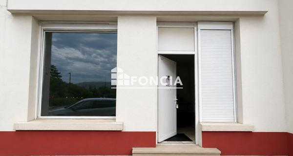 Location Local commercial 2 pièces 55.86 m² - Roussillon 38150