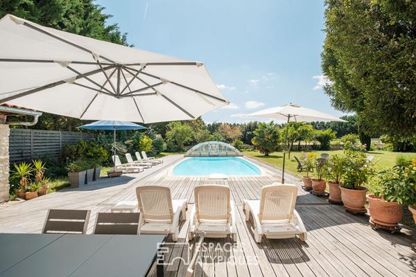 Caractère d’époque et potentiel d’accueil aux portes de la Charente-Maritime